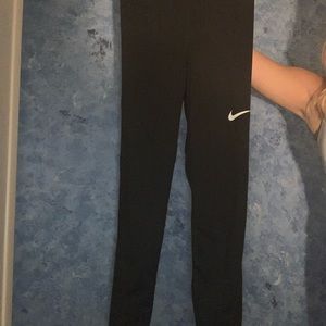 Medium Black Nike Pro Leggings